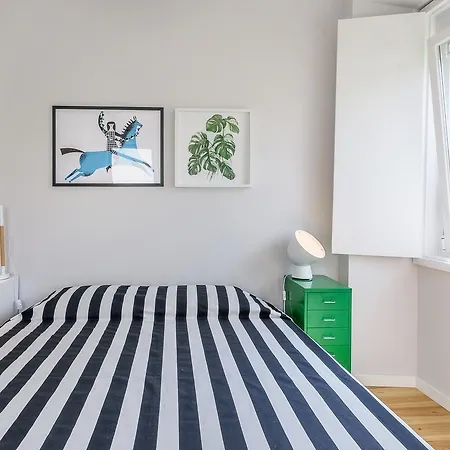 Whome | Campo De Ourique Premium Lissabon