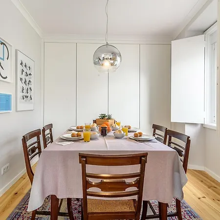 Whome | Campo De Ourique Premium * Lissabon
